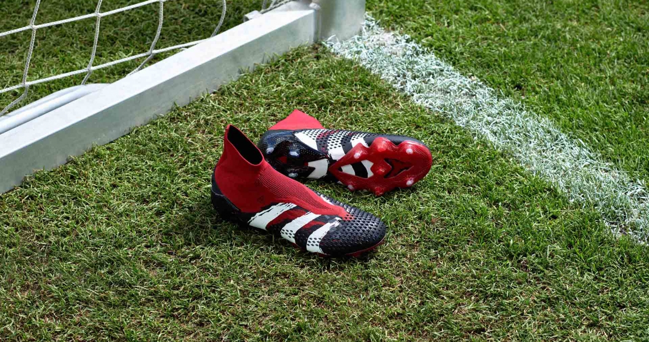 Ngắm phiên bản Adidas Predator Human Race cực độc