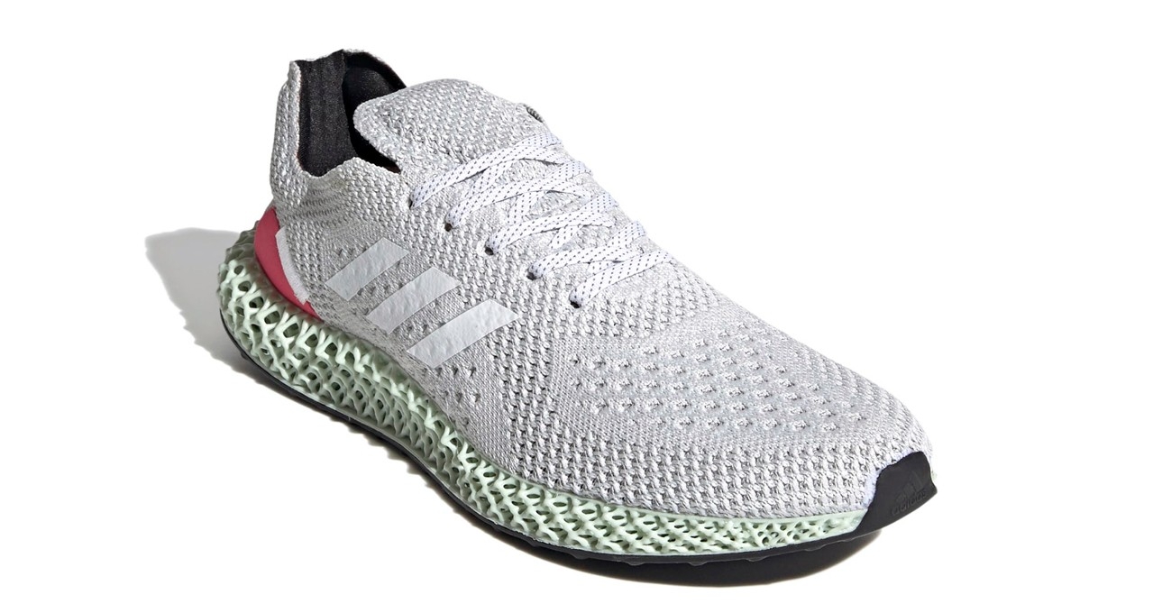Adidas ra mắt 4D Runner lột xác ấn tượng