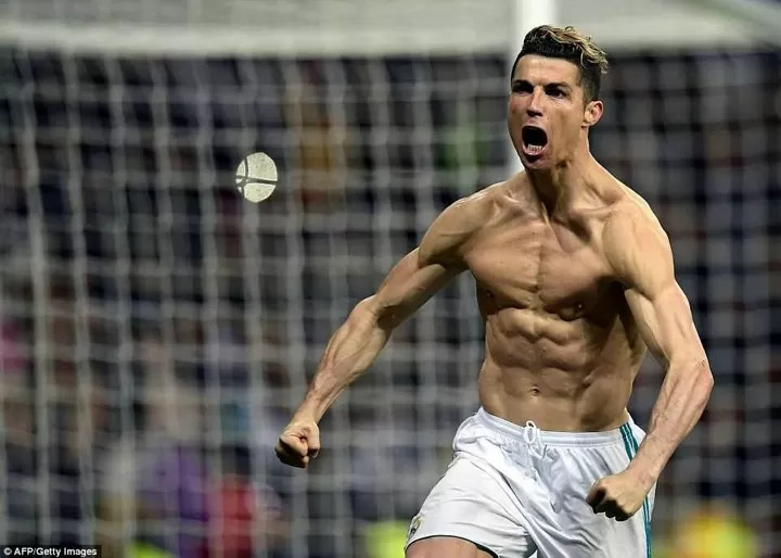Ronaldo thú nhận sở thích 'tội lỗi' trong chế độ dinh dưỡng