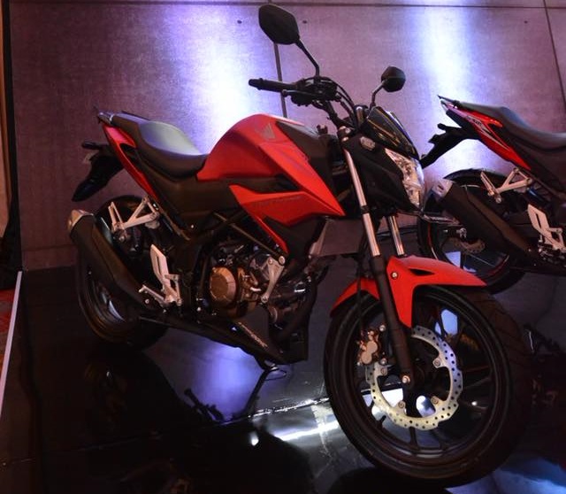 Honda CB150R StreetFire 2018 có giá xấp xỉ 43 triệu đồng