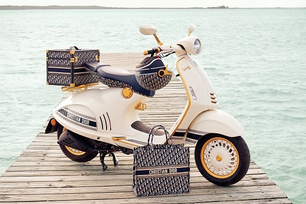 Vespa bắt tay với Dior cho ra mắt mẫu xe tay ga đẹp mê hồn