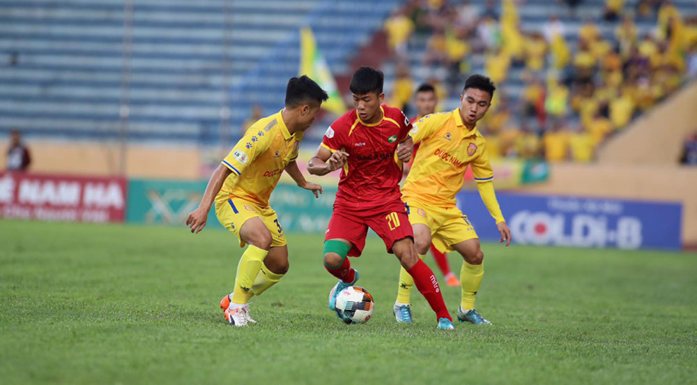 Nhận định Nam Định vs SLNA: Thoát khỏi 'cửa tử'