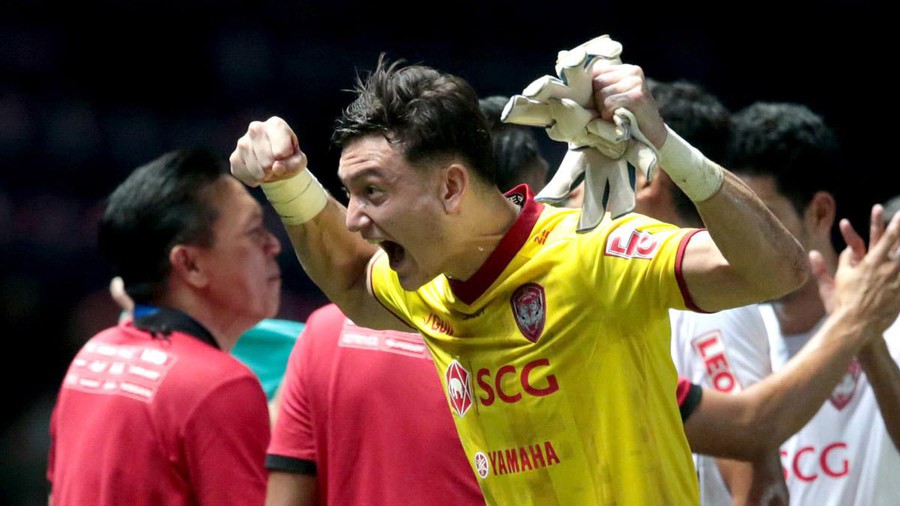  Muangthong United hủy diệt Phatthana Nikhom City 10 bàn không gỡ