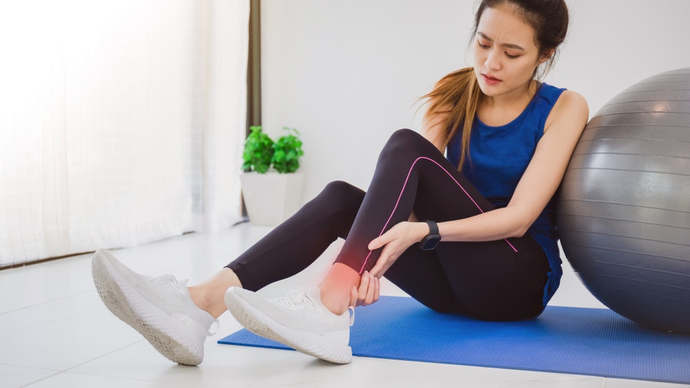 Làm thế nào để tránh chuột rút chân khi tập yoga?