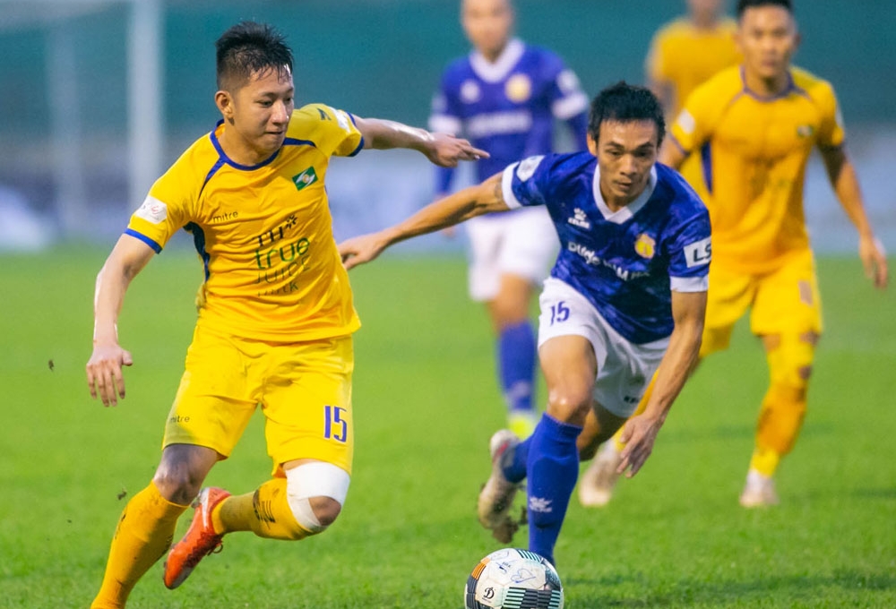 HLV Nam Định: 'Rất cảm ơn SLNA vì đã tạo điều kiện cho chúng tôi'