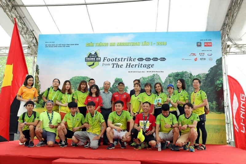 Li-Ning cùng các runner chinh phục Tràng An