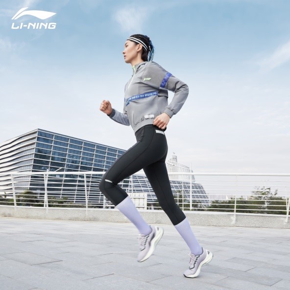 LAM SOFT – Công nghệ giảm chấn tối ưu cho những đôi chân năng động