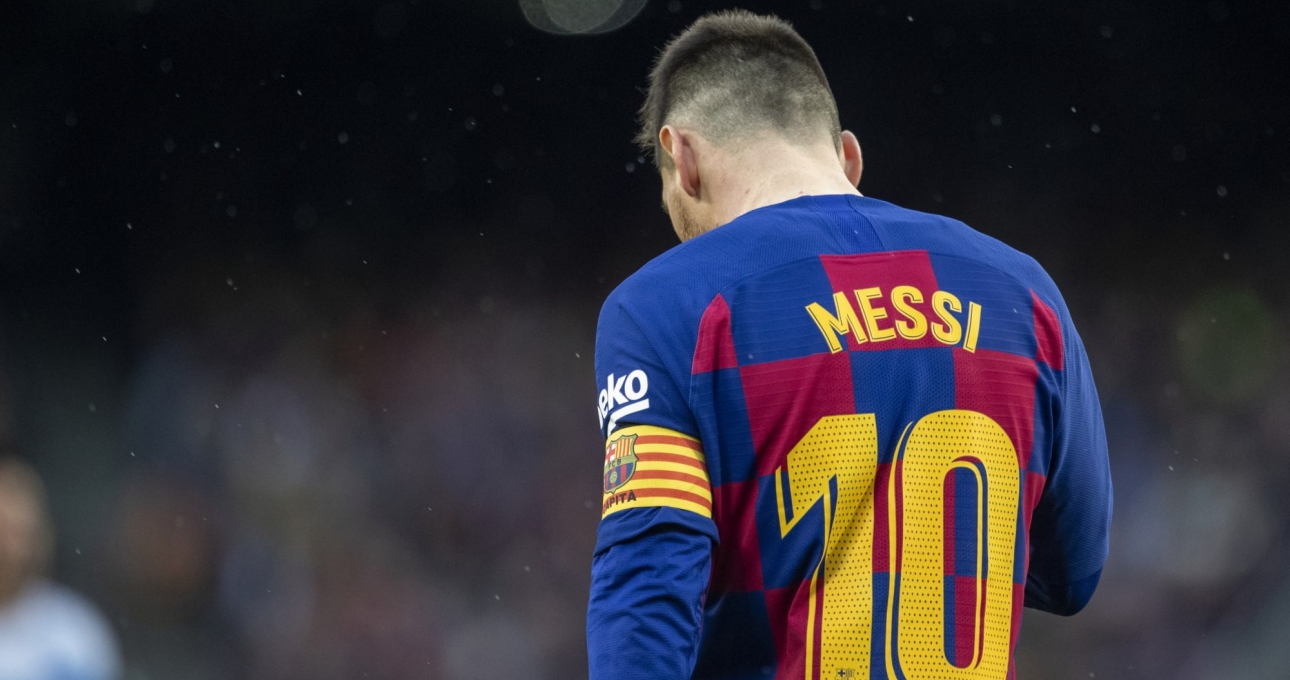 Tin HOT bóng đá 3/12: Barca treo áo số 10 để tôn vinh Maradona?