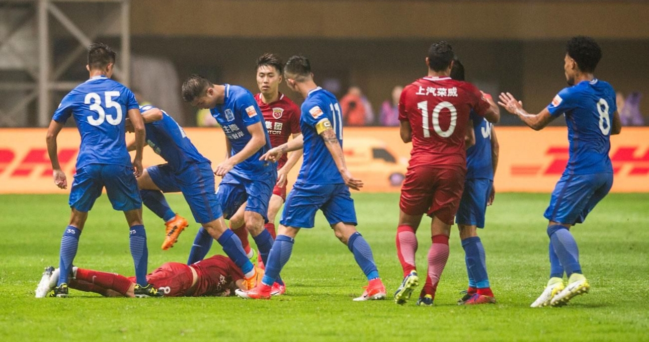 ‘Báu vật’ của giải Trung Quốc muốn dưỡng già ở Ngoại hạng Anh