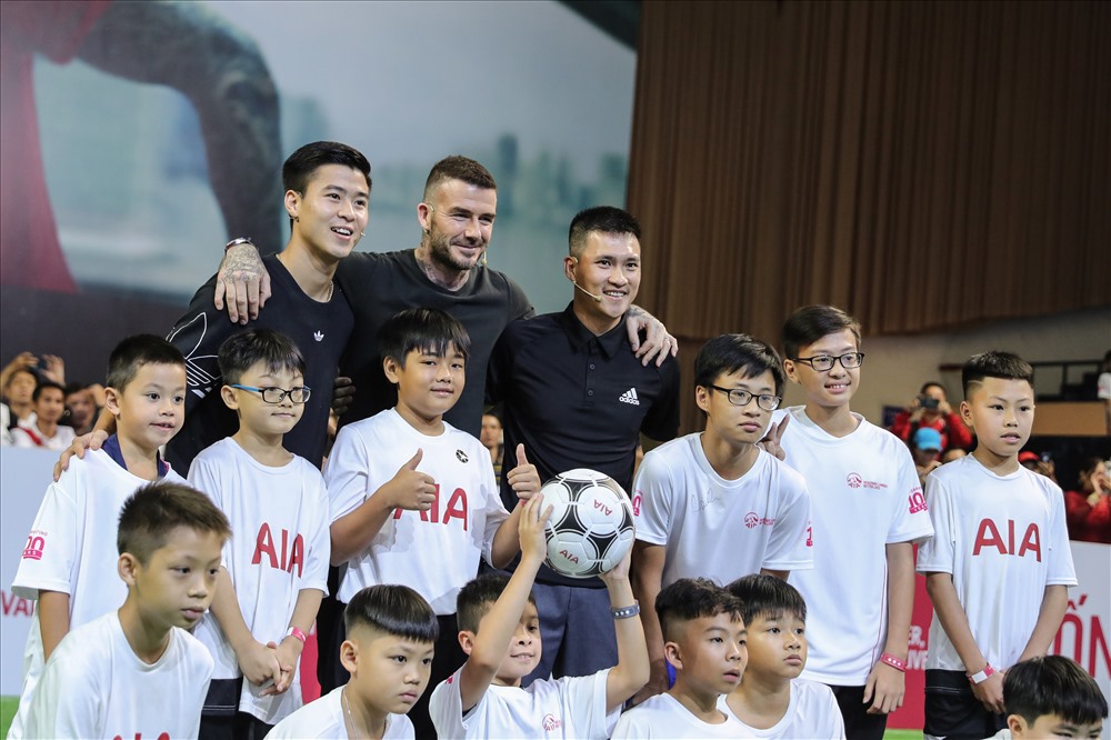 Duy Mạnh, Công Vinh giao lưu cùng Beckham tại sự kiện ở Việt Nam