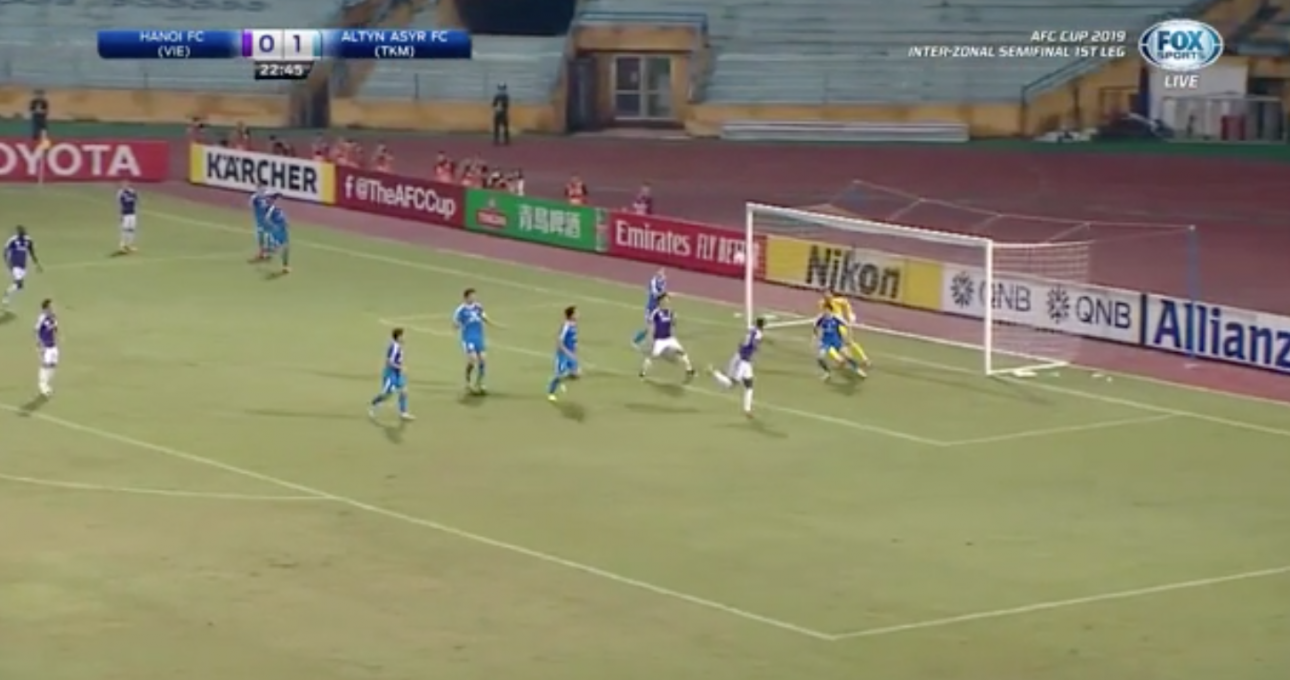 VIDEO: Xà ngang 2 lần cứu thua cho Altyn Asyr