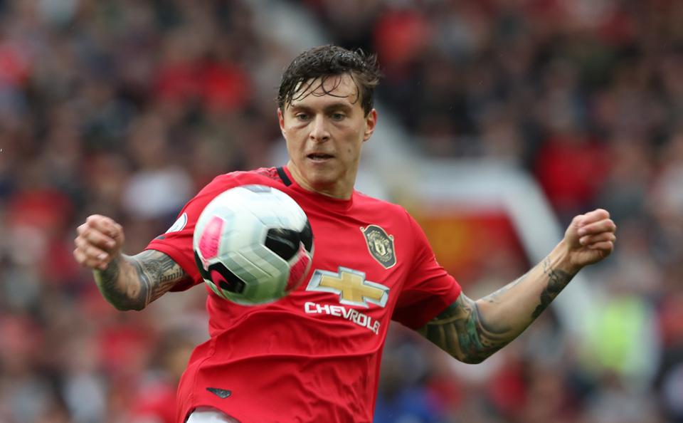 MU làm điều 'điên rồ' với Lindelof