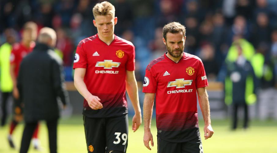 Xấu hổ! MU thua cả đội trẻ Man City