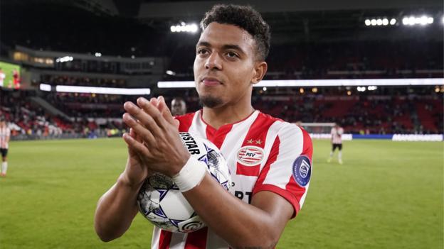 Chuyển nhượng tối 7/10: Arsenal thách thức Juve và PSG, MU tranh 'hàng' với Real
