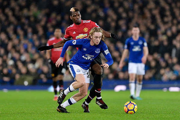Trước trận MU, Ferguson muốn Everton có HLV giỏi nhất thế giới