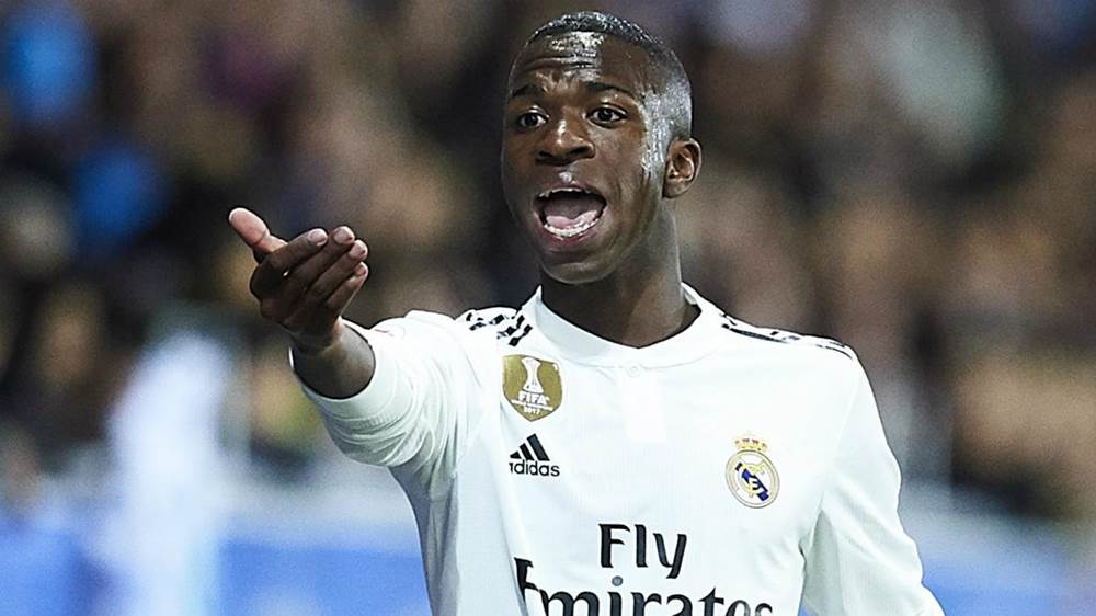 Vinicius chứng minh trọng tài cố ý xử ép Real Madrid