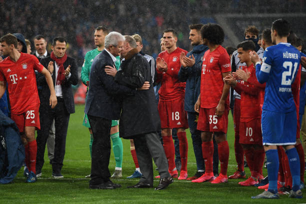 Nguyên nhân khiến trận đấu của Bayern chỉ có 77 phút