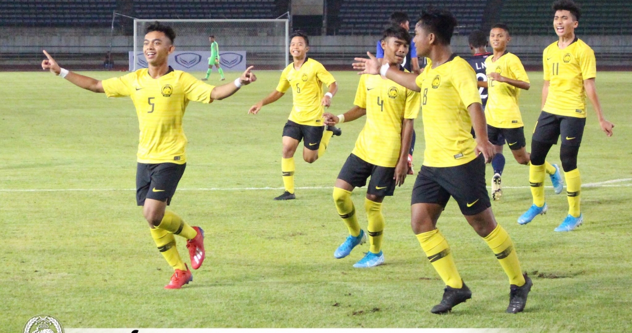 Hủy diệt U16 Campuchia, U16 Malaysia đứng đầu bảng J