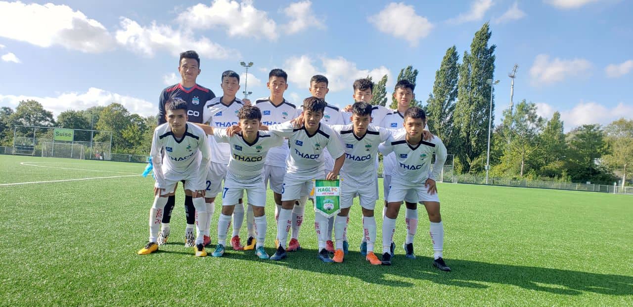 VIDEO: U18 HAGL JMG và những hình phạt thú vị tại Hà Lan