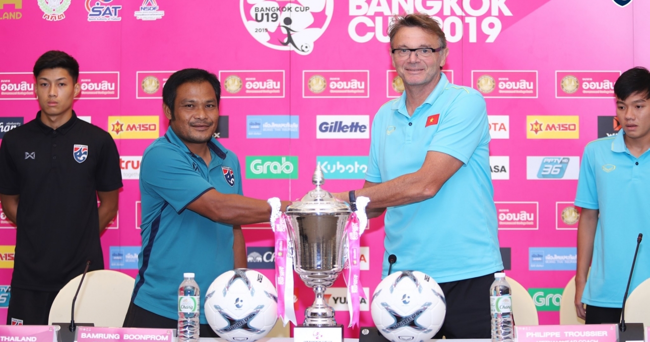 HLV Philippe Troussier tự tin đánh bại U19 Thái Lan