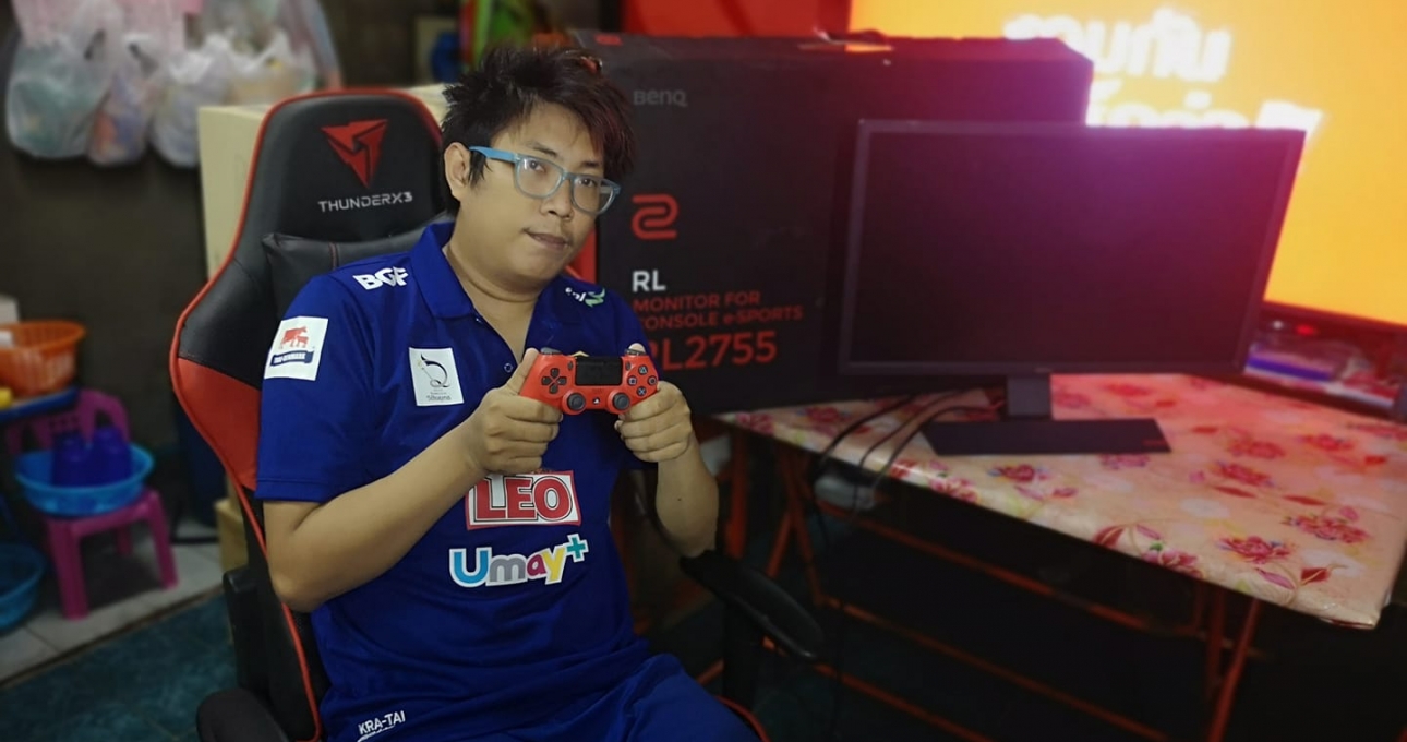 Duy Mập tiếp tục dễ dàng đánh bại người Thái với tỷ số 2-0