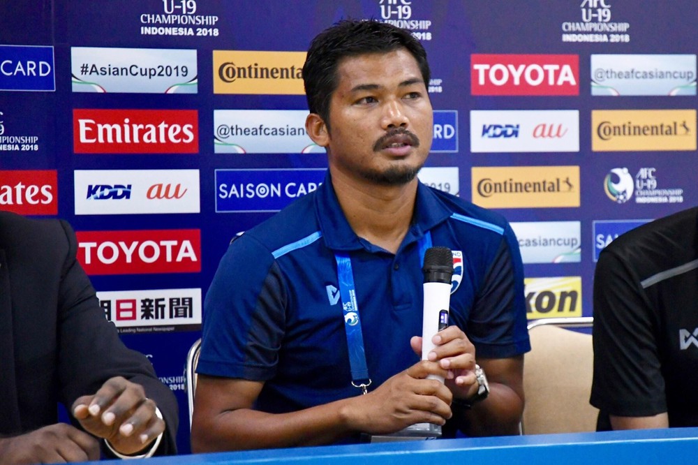 LĐBĐ Thái Lan nhận án phạt từ AFC
