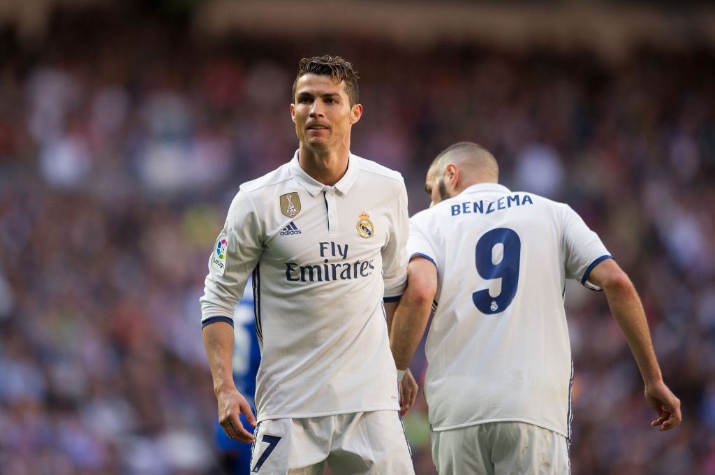 Ronaldo nhận thống kê kém hơn cả thủ môn Barca
