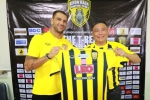 Chủ tịch CLB TP.HCM Hữu Thắng bị “sát thủ” Thái League bẻ kèo