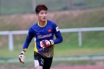 Bắt Penalty như Tiến Dũng, Minh Long giúp Hà Nội đánh bại Đắk Lắk