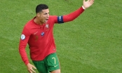 Ronaldo đệm bóng trước khung thành trống ghi bàn vào lưới ĐT Đức