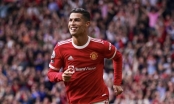 Ronaldo ghi bàn thắng đi vào lịch sử Ngoại hạng Anh