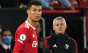 Sắp bị sa thải, Solskjaer yêu cầu gặp riêng Ronaldo và 5 trụ cột