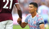 HLV Solskjaer từ chối yêu cầu của Ronaldo