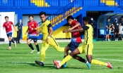 Quật ngã đối phương, HLV Lào không dám tin vào 'cơn địa chấn' trước Malaysia