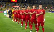 CĐV Thái Lan 'ngả mũ' trước ĐT Việt Nam, quay lưng với báo giới nhà