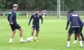 VIDEO: Quang Hải đá ma, tâng bóng điệu nghệ trong buổi tập cùng Pau FC