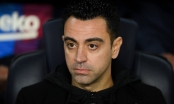 HLV Xavi sợ Barcelona sẽ giống Man United