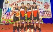Khuynh đảo hội làng: Dàn hot boy bóng chuyền liên tục 'ôm cúp'