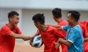 VIDEO: U16 Việt Nam vỡ òa sung sướng khi được Úc 'tặng' vé đi tiếp