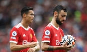 Bruno Fernandes bị 'người nhà' chỉ trích dữ dội vì xin lỗi fan MU