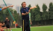HLV Troussier hò hét, thúc giục U18 Việt Nam thi triển lối đá pressing