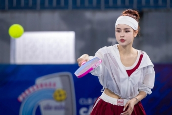 Mưa bão, giông lốc, người chơi pickleball phải gì?