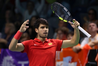Tây Ban Nha ngược dòng đẳng cấp ở Davis Cup, Alcaraz chỉ biết thốt lên 1 từ