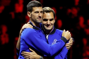 Federer nói lời gan ruột về mối quan hệ với Djokovic