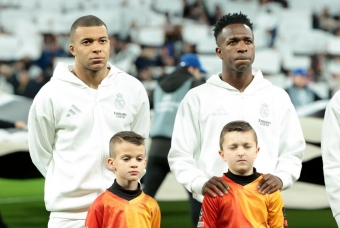 Alonso tái thiết, Real Madrid đưa ra lựa chọn giữa Mbappe và Vinicius