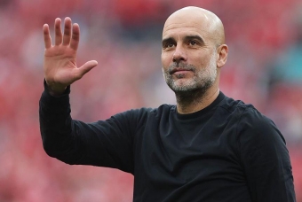 Pep Guardiola: 'Hạ gục Liverpool là món quà tuyệt vời nhất mà các học trò dành cho tôi'