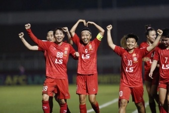 Vào tứ kết châu Á, đội Huỳnh Như được thưởng khủng