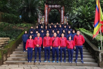 VIDEO: ĐT nữ Việt Nam có hành động ý nghĩa trước khi sang Nhật Bản