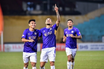 Trực tiếp Nam Định vs Hà Nội: Hoàng Hên đá chính