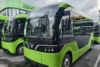 VinFast EB 6 lộ ảnh thực tế: Là phiên bản chuyên chở học sinh, trang bị nhiều công nghệ an toàn